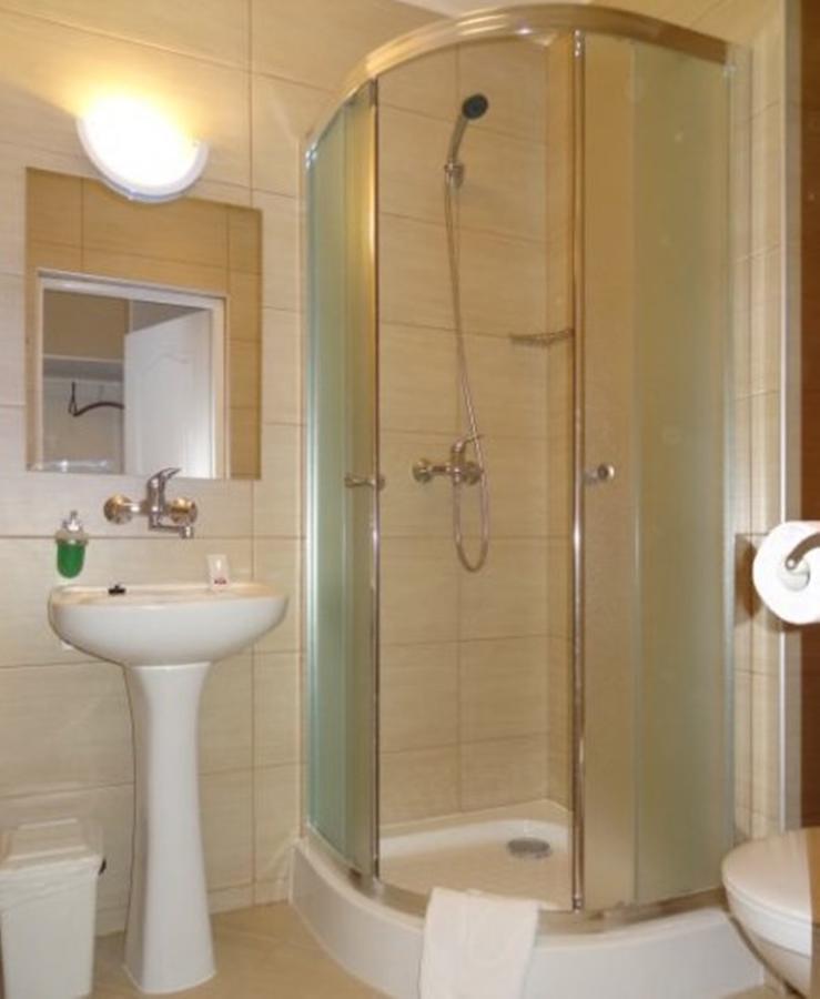 Hotel Restauracja Cukropol Gostyń Zimmer foto